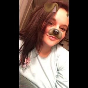 Meet your Posher, Leah marie